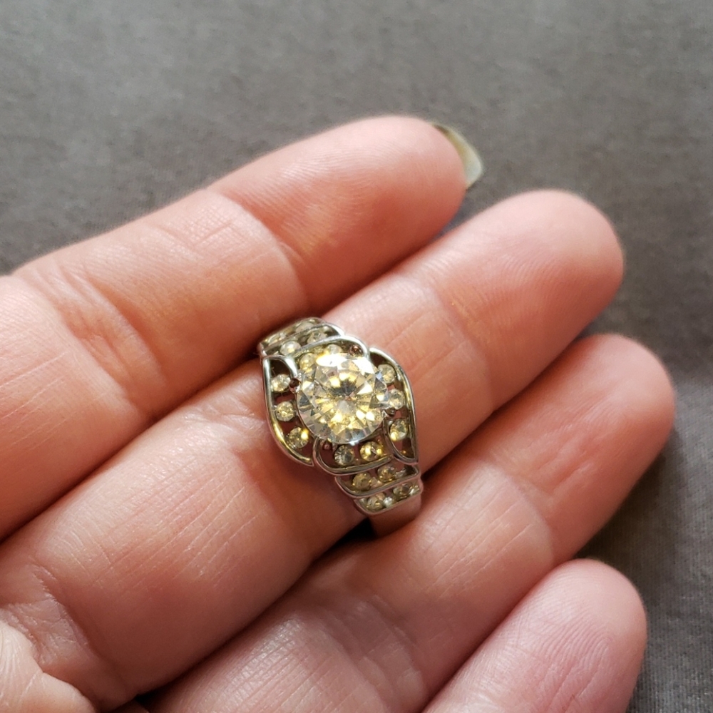 Ring